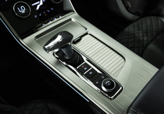 Подержанный автомобиль Exeed TXL 2023 года (21 фото)