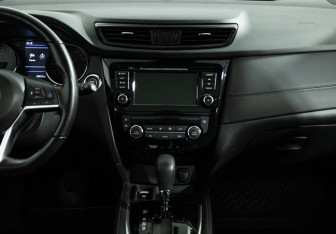 Подержанный автомобиль Nissan Qashqai 2021 года (14 фото)