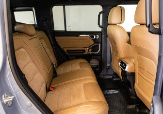 Подержанный автомобиль Jetour T2 2024 года (23 фото)