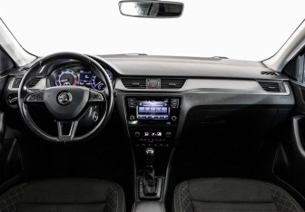 Подержанный автомобиль Skoda Rapid Liftback 2019 года (10 фото)