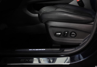 Подержанный автомобиль Exeed TXL 2023 года (26 фото)