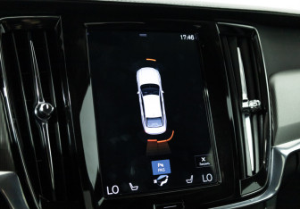 Подержанный автомобиль Volvo S90 2019 года (19 фото)