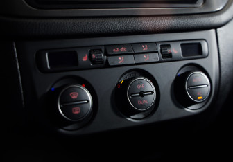 Подержанный автомобиль Volkswagen Tiguan 2009 года (13 фото)