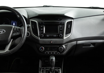 Подержанный автомобиль Hyundai Creta 2018 года (14 фото)