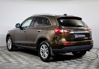 Подержанный автомобиль Zotye T600 2017 года (7 фото)