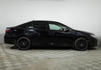 Подержанный автомобиль Toyota Camry Sedan 2016 года (4 фото)