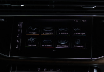 Подержанный автомобиль Audi Q7 2020 года (14 фото)
