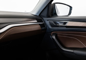 Подержанный автомобиль Skoda Kodiaq 2023 года (16 фото)