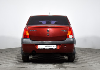 Подержанный автомобиль Renault Logan Sedan 2009 года (6 фото)