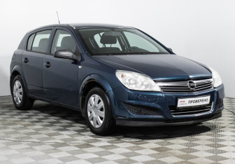 Подержанный автомобиль Opel Astra Hatchback 2007 года (3 фото)