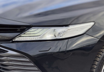 Подержанный автомобиль Toyota Camry Sedan 2019 года (8 фото)