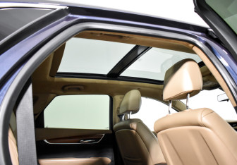 Подержанный автомобиль Cadillac XT5 2019 года (20 фото)