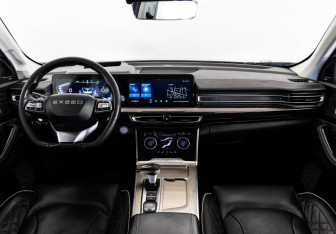 Подержанный автомобиль Exeed VX 2023 года (11 фото)