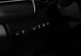 Подержанный автомобиль Toyota Camry Sedan 2020 года (22 фото)