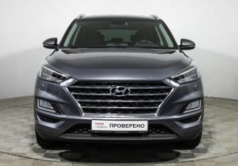 Подержанный автомобиль Hyundai Tucson 2019 года (2 фото)
