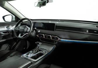 Подержанный автомобиль Jetour X70 2023 года (9 фото)