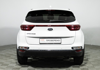 Подержанный автомобиль Kia Sportage 2021 года (6 фото)