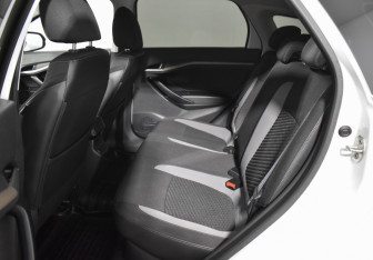 Подержанный автомобиль LADA (ВАЗ) Vesta Wagon 2017 года (11 фото)