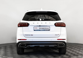 Подержанный автомобиль Chery Tiggo 8 Pro 2022 года (7 фото)
