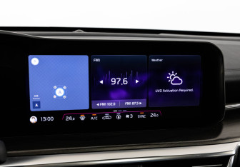 Подержанный автомобиль Kia K5 2022 года (18 фото)