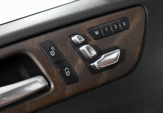 Подержанный автомобиль Mercedes-Benz GLE 2017 года (11 фото)