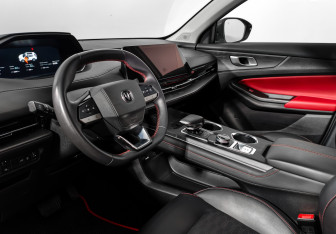 Подержанный автомобиль Changan CS55PLUS 2023 года (9 фото)