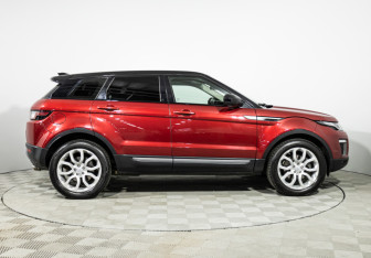 Подержанный автомобиль Land Rover Range Rover Evoque 2015 года (4 фото)
