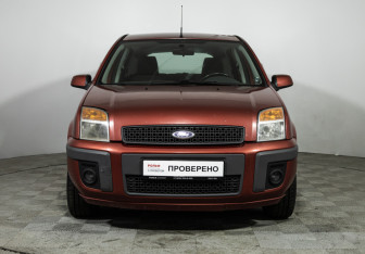Подержанный автомобиль Ford Fusion 2008 года (2 фото)