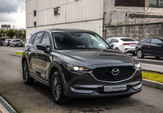 Подержанный автомобиль Mazda CX-5 2018 года (5 фото)