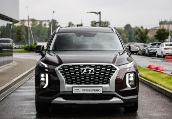 Подержанный автомобиль Hyundai Palisade 2021 года (4 фото)