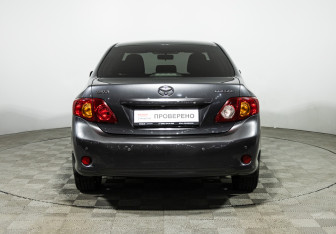 Подержанный автомобиль Toyota Corolla Sedan 2008 года (6 фото)