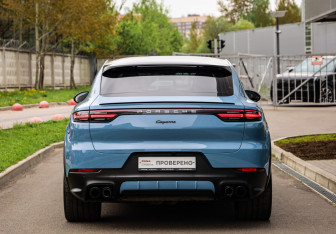 Подержанный автомобиль Porsche Cayenne 2021 года (7 фото)