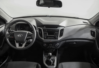 Подержанный автомобиль Hyundai Creta 2018 года (10 фото)