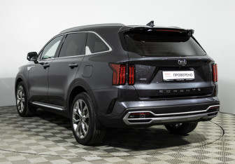 Подержанный автомобиль Kia Sorento 2020 года (7 фото)