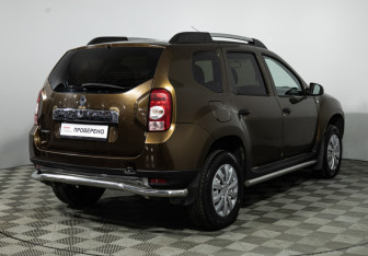 Подержанный автомобиль Renault Duster 2012 года (5 фото)