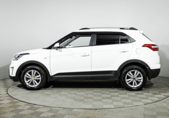 Подержанный автомобиль Hyundai Creta 2019 года (8 фото)