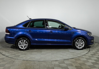Подержанный автомобиль Volkswagen Polo Sedan 2019 года (4 фото)