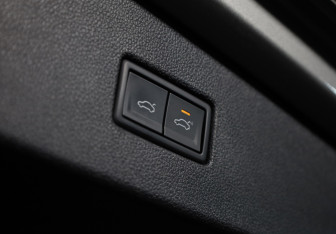 Подержанный автомобиль Volkswagen Tiguan 2019 года (33 фото)