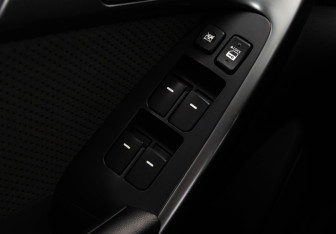 Подержанный автомобиль Kia Cerato Sedan 2009 года (14 фото)