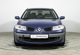 Подержанный автомобиль Renault Megane Sedan 2006 года (2 фото)