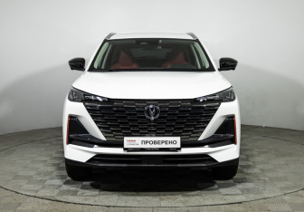 Подержанный автомобиль Changan CS55PLUS 2024 года (2 фото)
