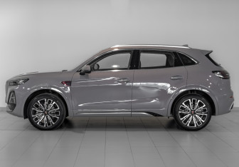 Новый Hongqi HS5 2025 (3 фото)