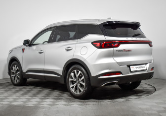 Подержанный автомобиль Chery Tiggo 7 Pro Max 2023 года (7 фото)