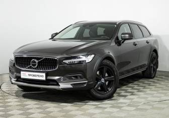 Подержанный автомобиль Volvo V90 Cross Country 2020 года (1 фото)