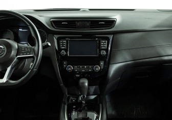 Подержанный автомобиль Nissan Qashqai 2020 года (14 фото)