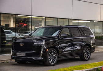 Подержанный автомобиль Cadillac Escalade Suv 2022 года (3 фото)
