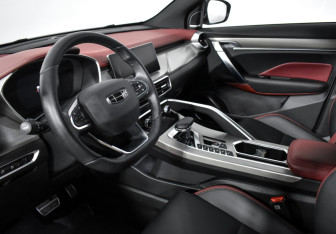 Подержанный автомобиль Geely Coolray 2023 года (9 фото)