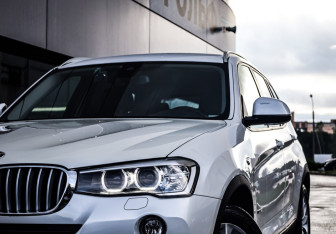 Подержанный автомобиль BMW X3 2015 года (2 фото)