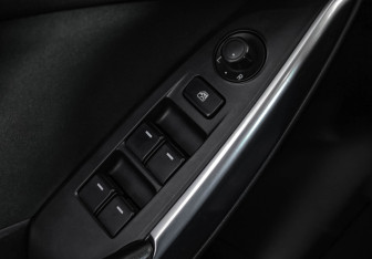 Подержанный автомобиль Mazda 6 Sedan 2012 года (13 фото)