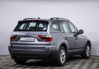 Подержанный автомобиль BMW X3 2010 года (4 фото)